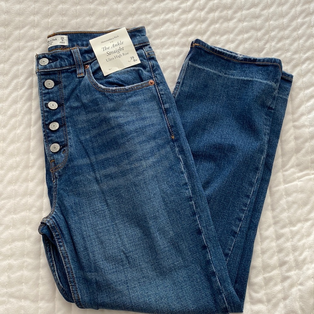 New with tags Abercrombie jeans